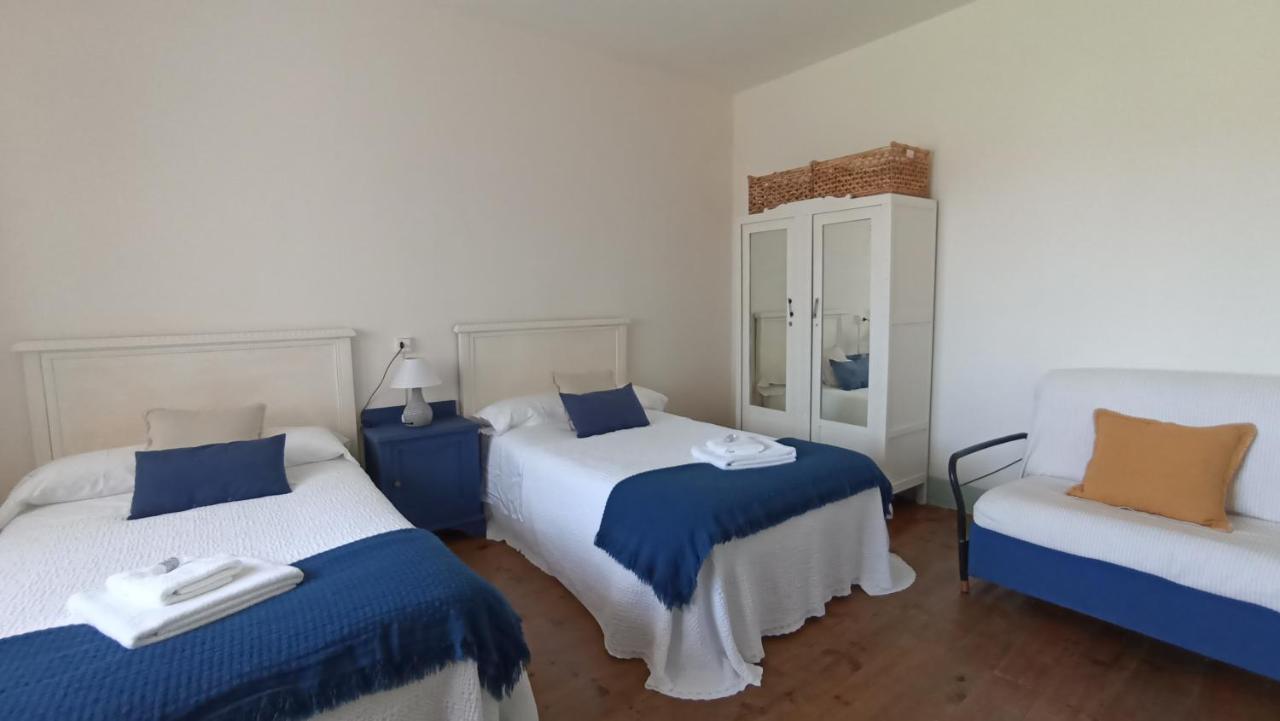 Casa Dolfin - "Tu Hogar En La Costa Del Paraiso" Guest House Navés Eksteriør bilde